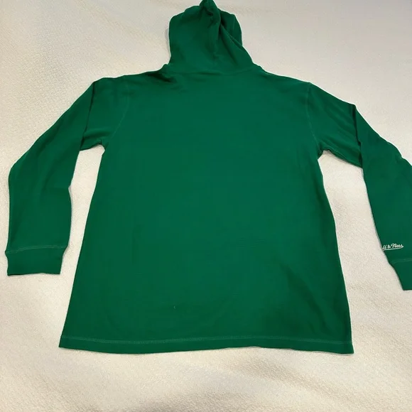 Mitchell & Ness Philadelphia Eagles pullover with Logo Patch - Picture 4 of 6